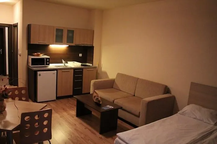 Nevada Aparthotel 3*